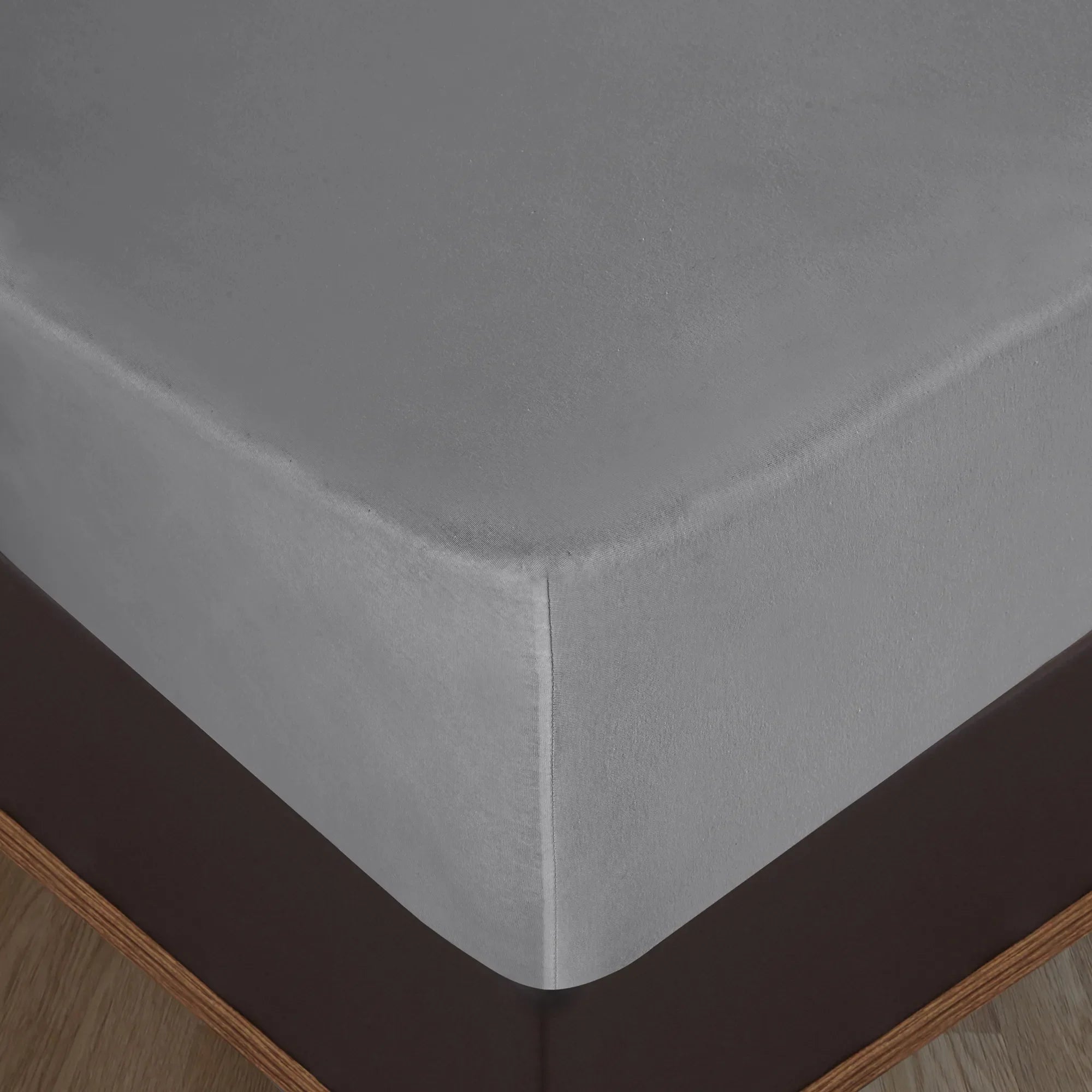 Napínací prostěradlo ze 100% bavlny - šedé