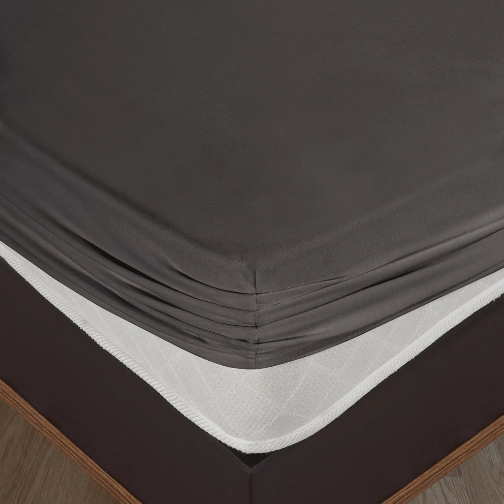 Napínací prostěradlo ze 100% bavlny - antracitová