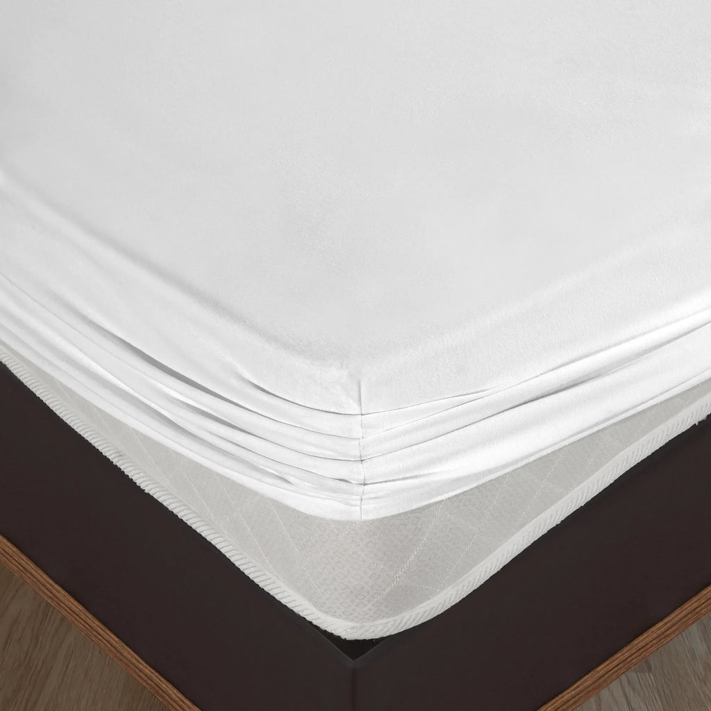 Napínací prostěradlo ze 100% bavlny - bílé