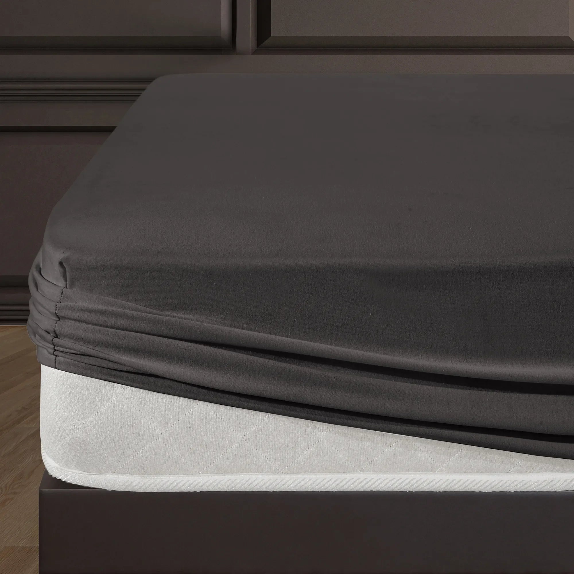 Napínací prostěradlo ze 100% bavlny - antracitová
