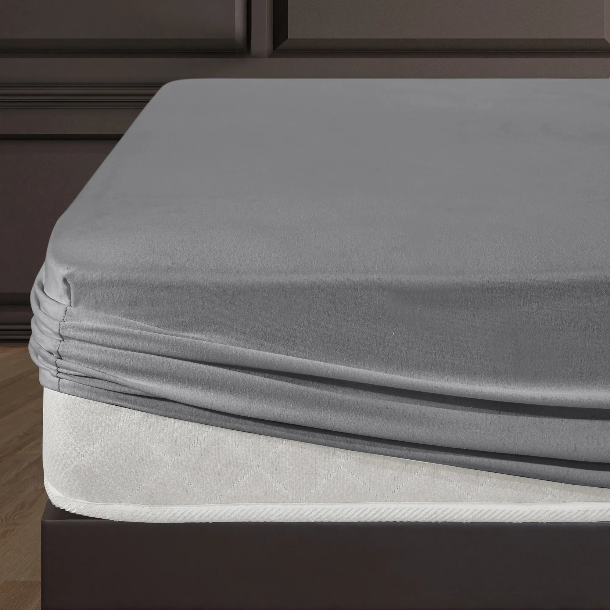 Napínací prostěradlo ze 100% bavlny - šedé