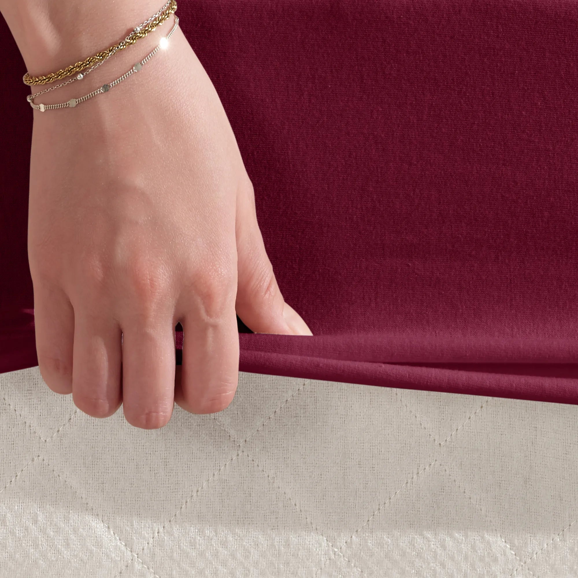 Napínací prostěradlo ze 100% bavlny - Bordó