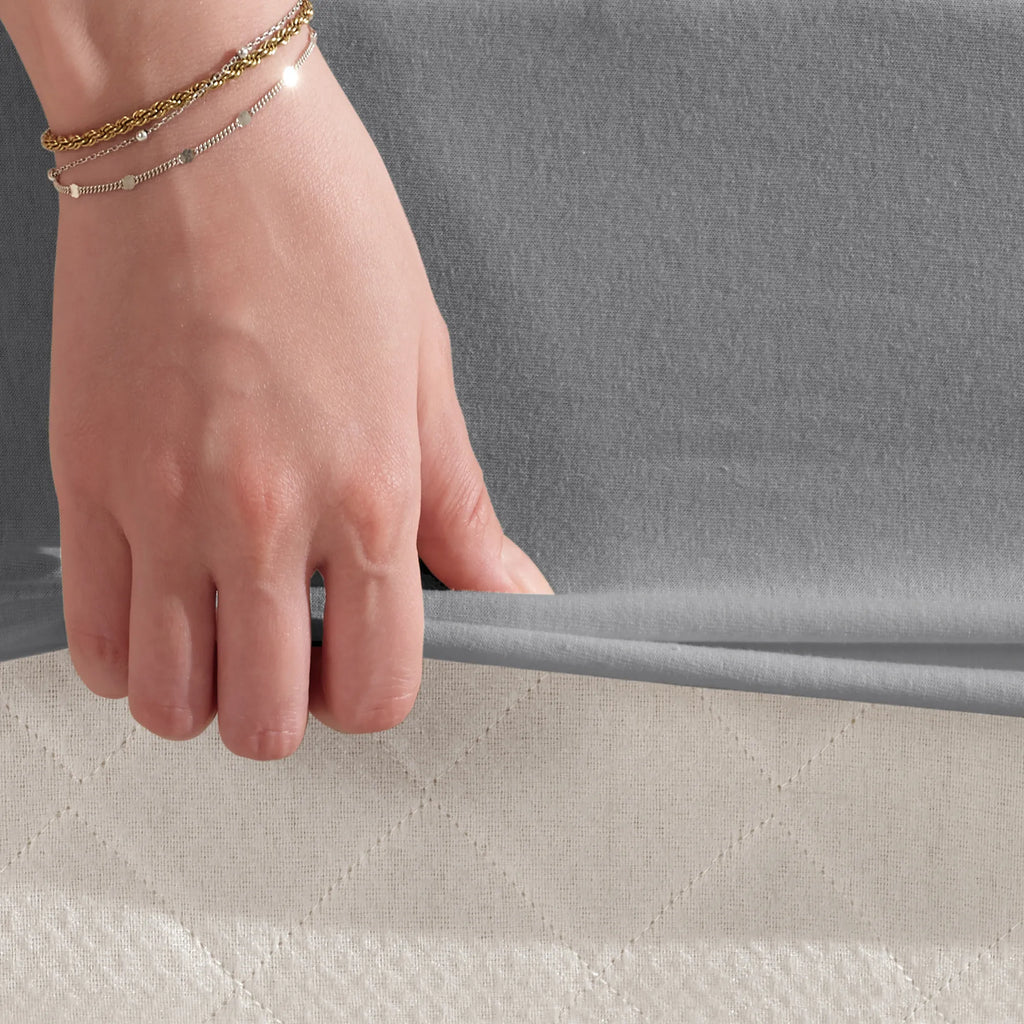 Napínací prostěradlo ze 100% bavlny - šedé