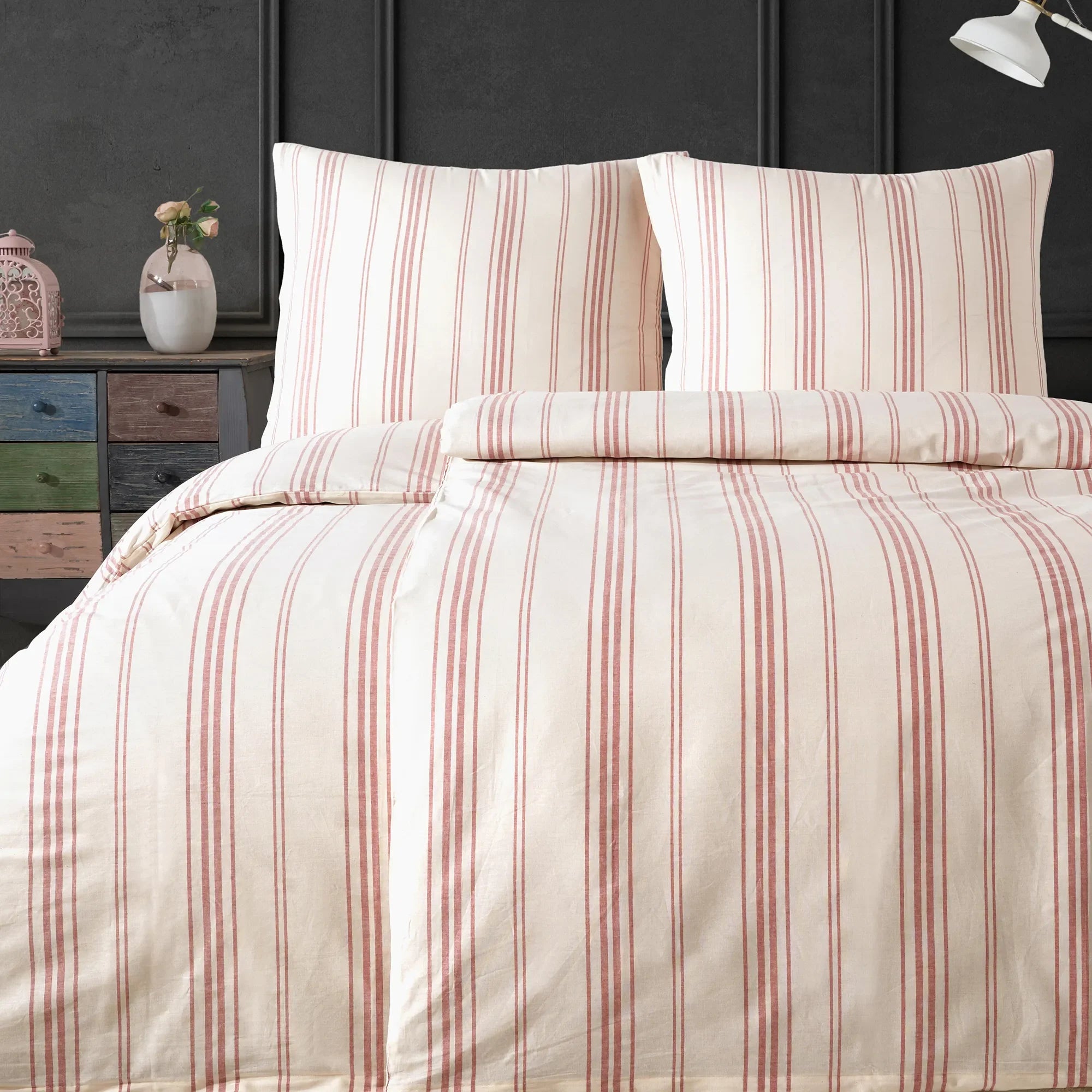 Ložní prádlo ze 100% bavlny - červené